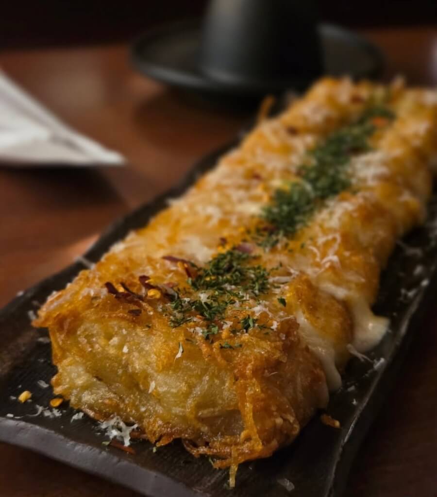Fluffy cheese-filled Korean rolled omelette formerly on the menu at Sogeukjeok Hannam — a popular pairing with soju