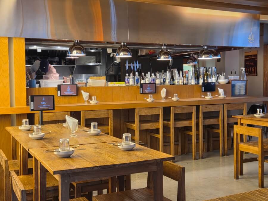 Open kitchen and bar seating at Daban Seongsu