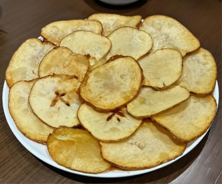 Crispy Korean potato pancake at Shilla Jemyeon lotte world restaurant