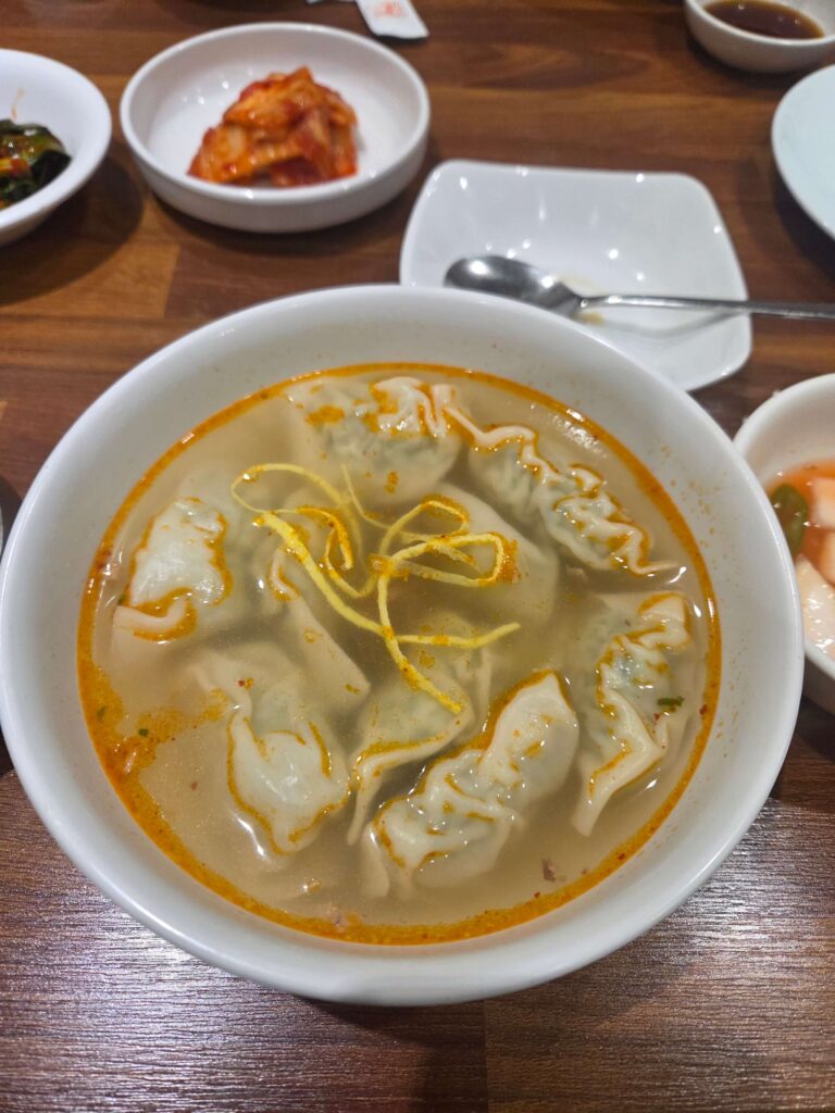 Hansung Kalguksu's dumpling soup  recommend for korean food