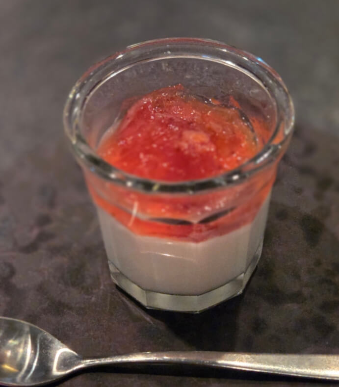 Grapefruit jelly and yogurt dessert at the end of the lunch course at Negi Sukiyaki Seoul, a light finish after a full sukiyaki set