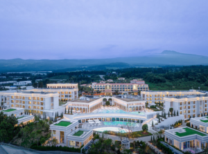 A resort in Seogwipo, Jeju, with the feel of a European palace