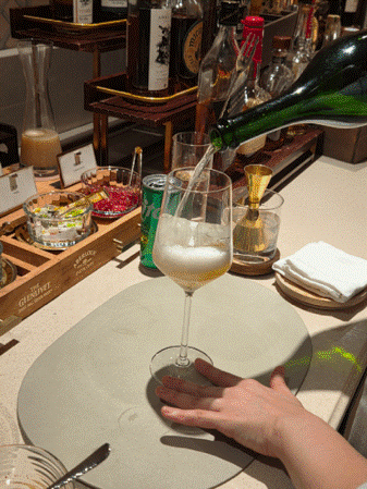 Club Lounge Happy Hour: 18:00–20:00 Drink Selection 3
