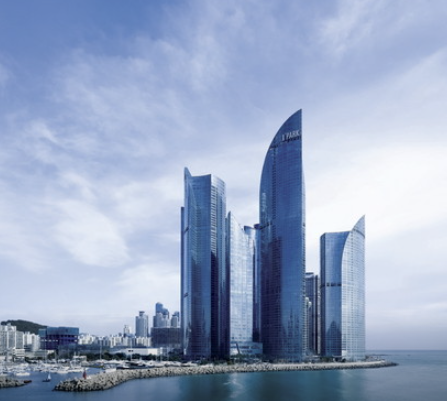 Park Hyatt Busan Suite Room Review: A Spacious Gwangan Bridge View Stay for a Big Family Trip