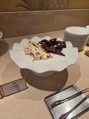 Suite Delight Dessert Time 4