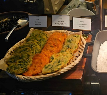 La Palette Paris Breakfast